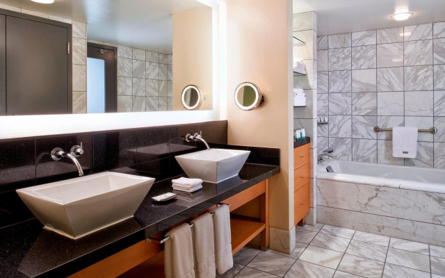 1 Bedroom Club Suite