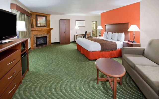 Luxury Suite