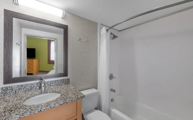 1 Bedroom Suite