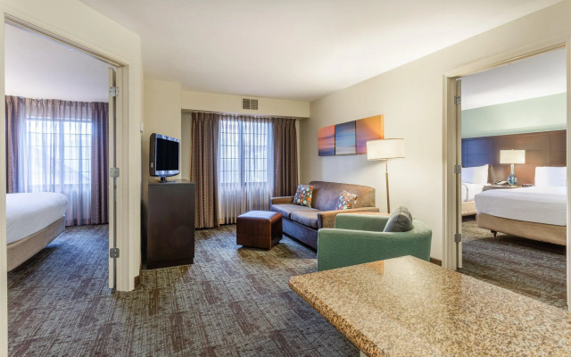 2 Bedrooms Quadruple Suite