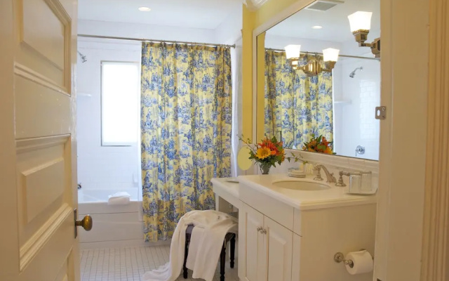 Classic room