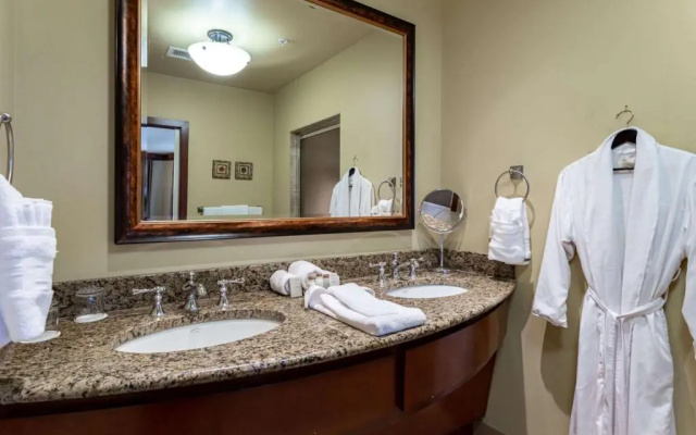 1 Bedroom Premium Double Suite