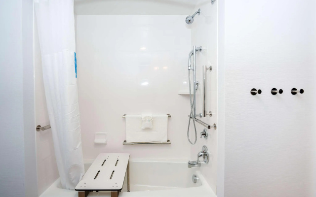 Accessible Double Studio