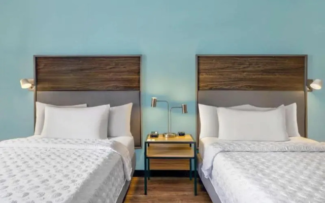 Standard Sextuple room