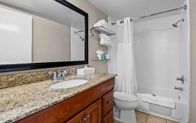 2 Bedrooms Double Suite with balcony