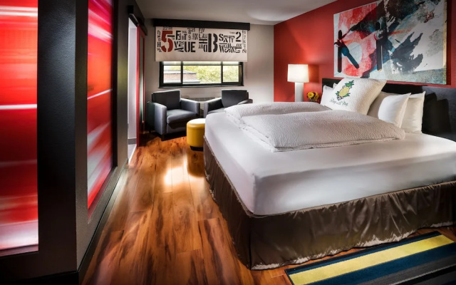 Double 5th Avenue Suite