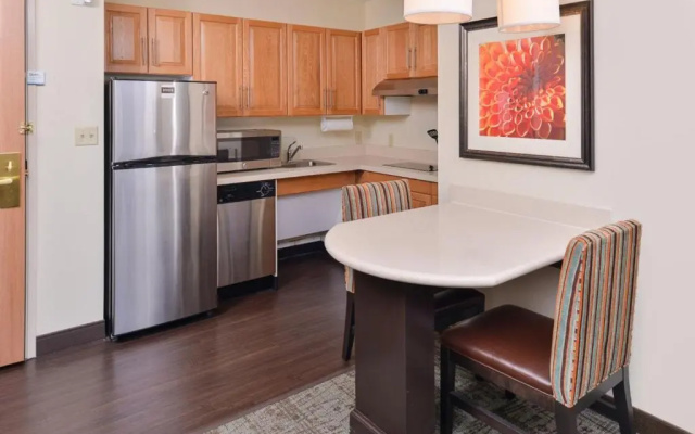 2 Bedrooms Suite