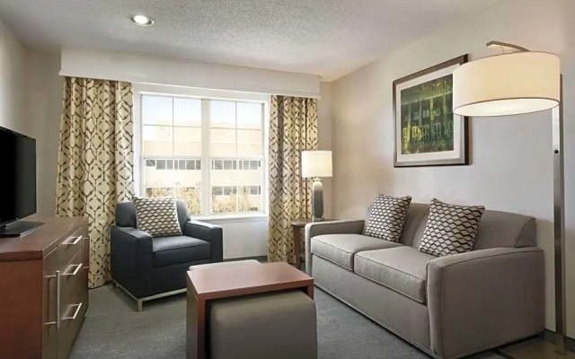 1 Bedroom Quadruple Suite with courtyard view