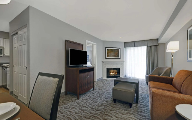 Double Suite