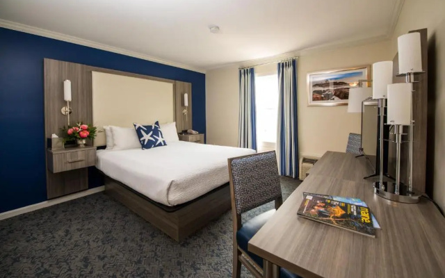 Standard Double room with city view