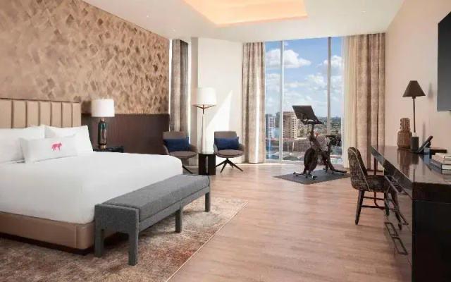 Penthouse Suite