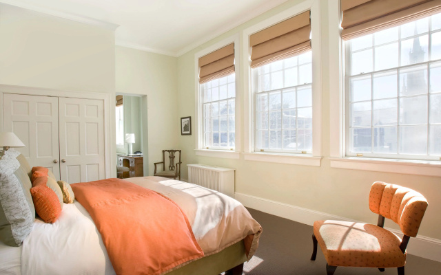 2 Bedrooms Suite
