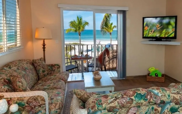 Suite with ocean view