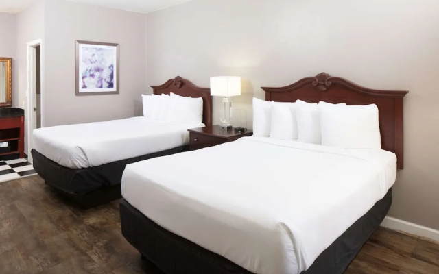 Quadruple room