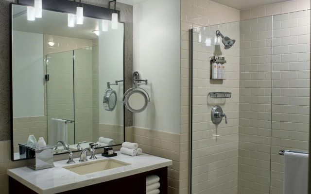 Double Suite