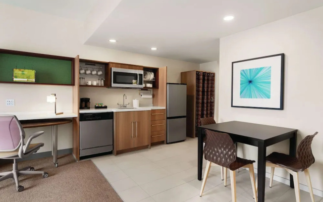 1 Bedroom Suite
