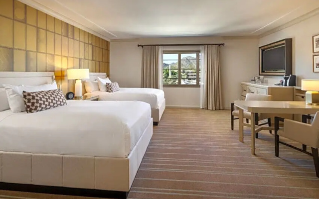 Resort Firepit Twin room