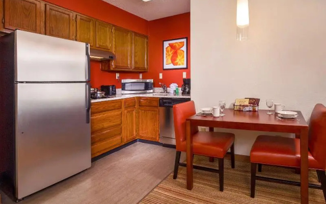 1 Bedroom Suite