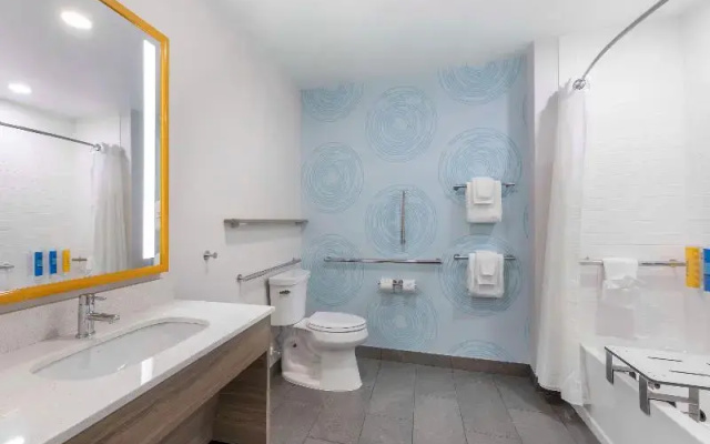 Standard Sextuple room
