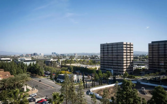 1 Bedroom Double Suite with balcony and with city view