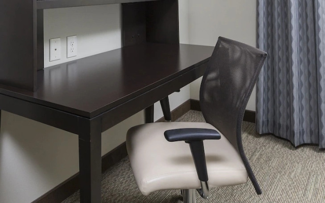 1 Bedroom Suite