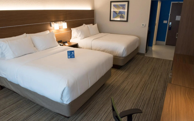 Quadruple Suite