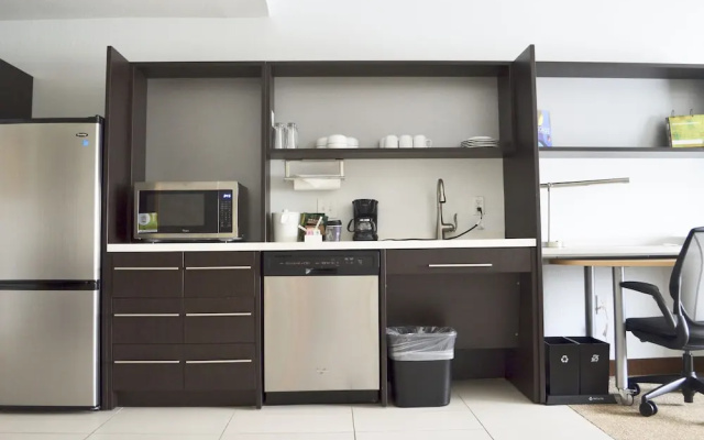 1 Bedroom Suite