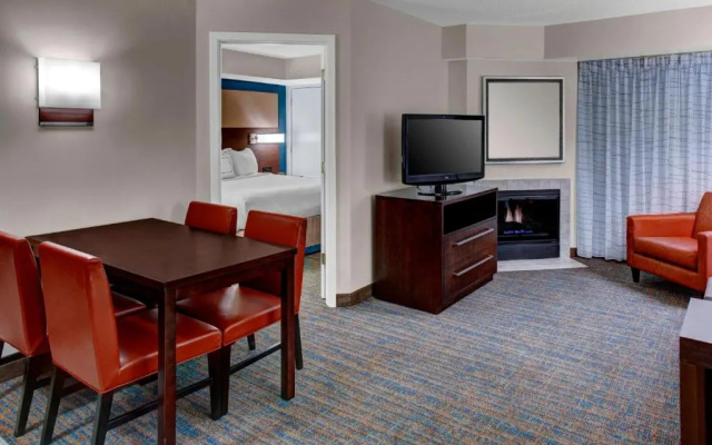 2 Bedrooms Suite