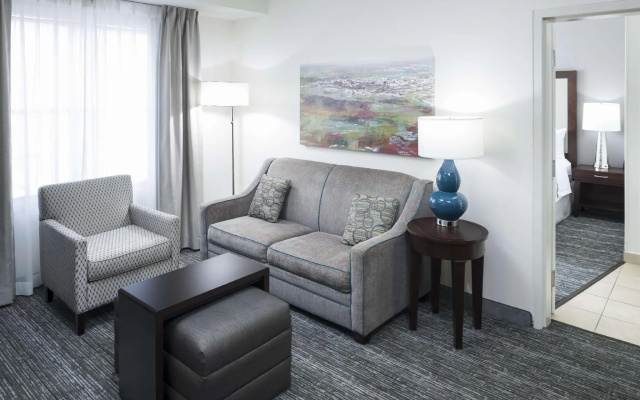 2 Bedrooms Sextuple Suite