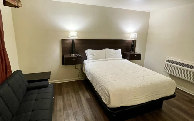 Economy room