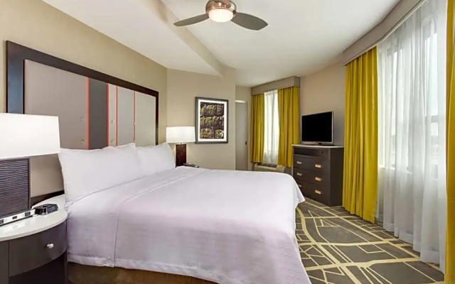 1 Bedroom Accessible Double Suite with river view