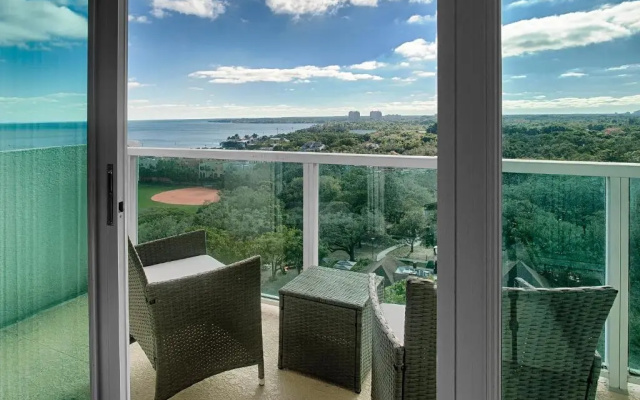 Suite with balcony