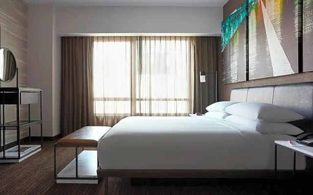1 Bedroom Double Suite with river view