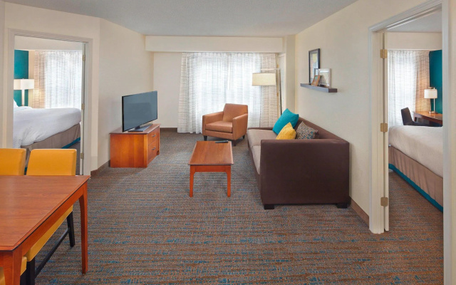 2 Bedrooms Suite