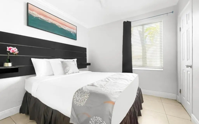 Deluxe Double room with partial ocean view