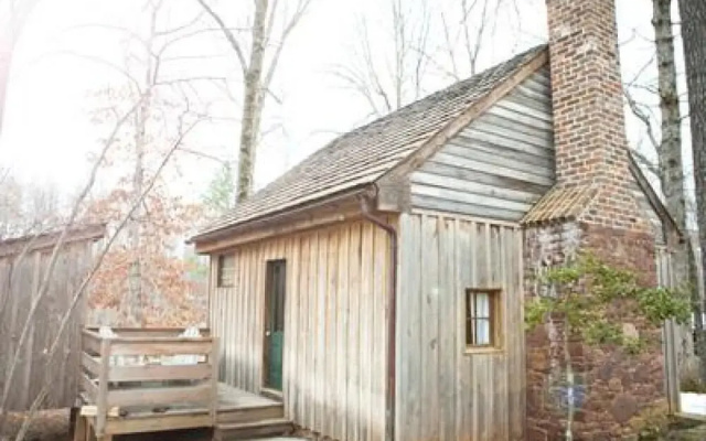 Standard Cottage