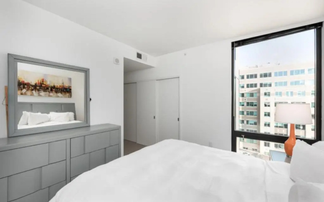 2 Bedrooms Apartment
