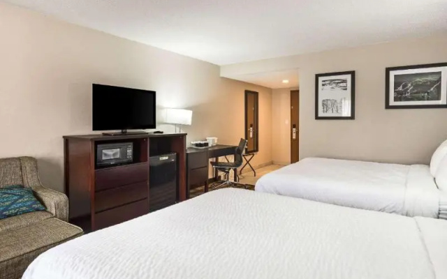 Standard Quadruple room with balcony