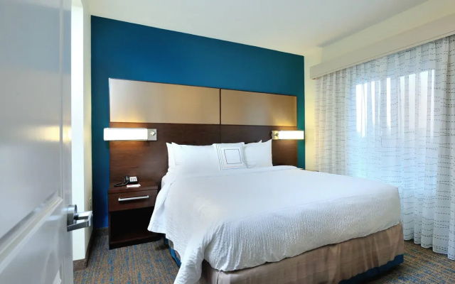 1 Bedroom Suite