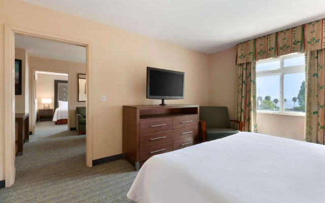 1 Bedroom Premium Double Suite