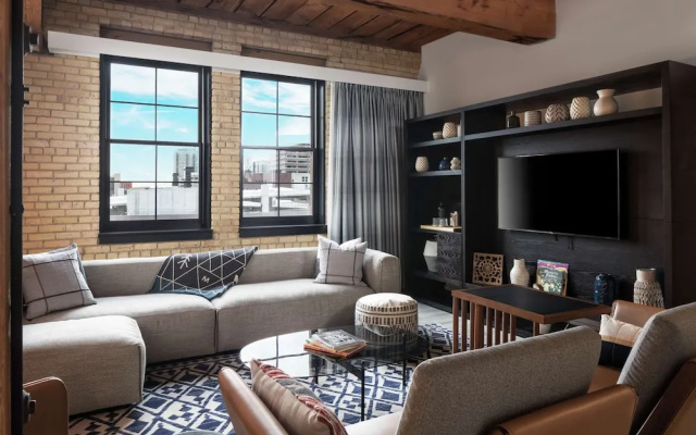 1 Bedroom Suite