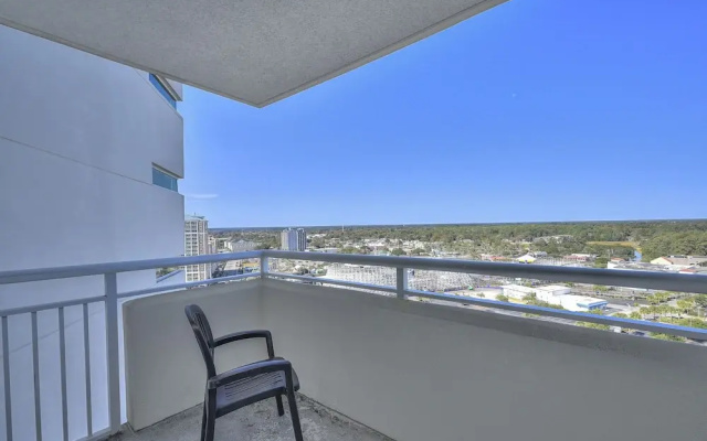 2 Bedrooms Standard room with partial ocean view