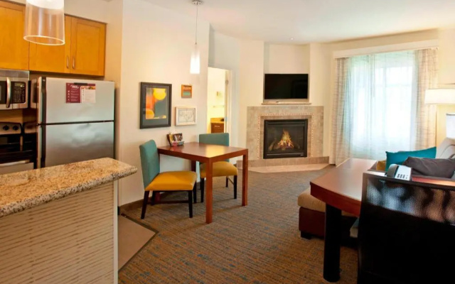 1 Bedroom Double Suite