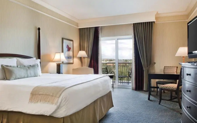 Deluxe room with balcony