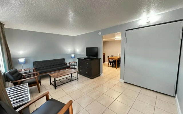 Standard Suite