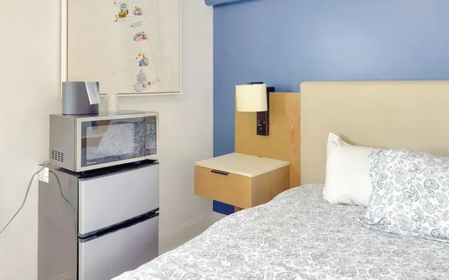 Superior Single room with balcony