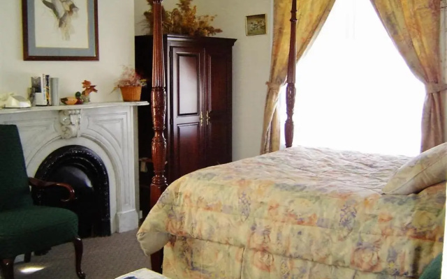 Comfort room