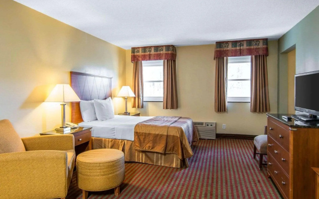 Sextuple Suite