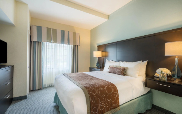 1 Bedroom Double Suite