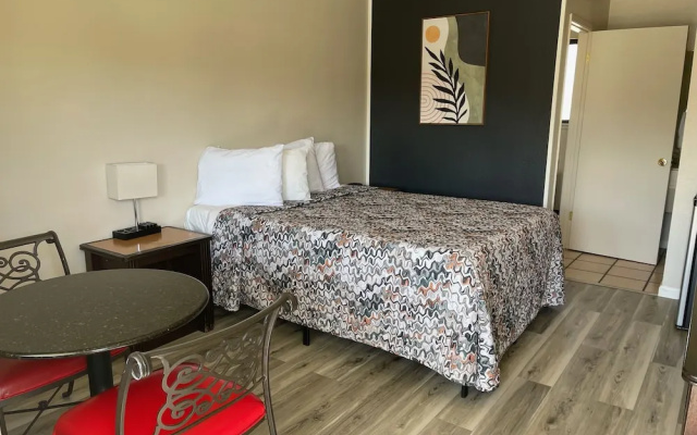 Economy room